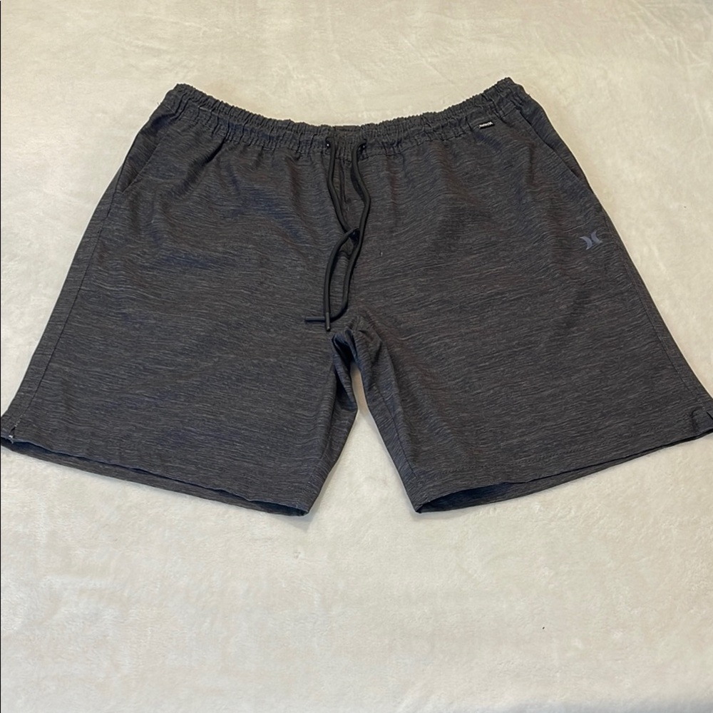 HURLEY SIZE XL , SEE MEASUREMENTS, Men's Black/Gray Shorts